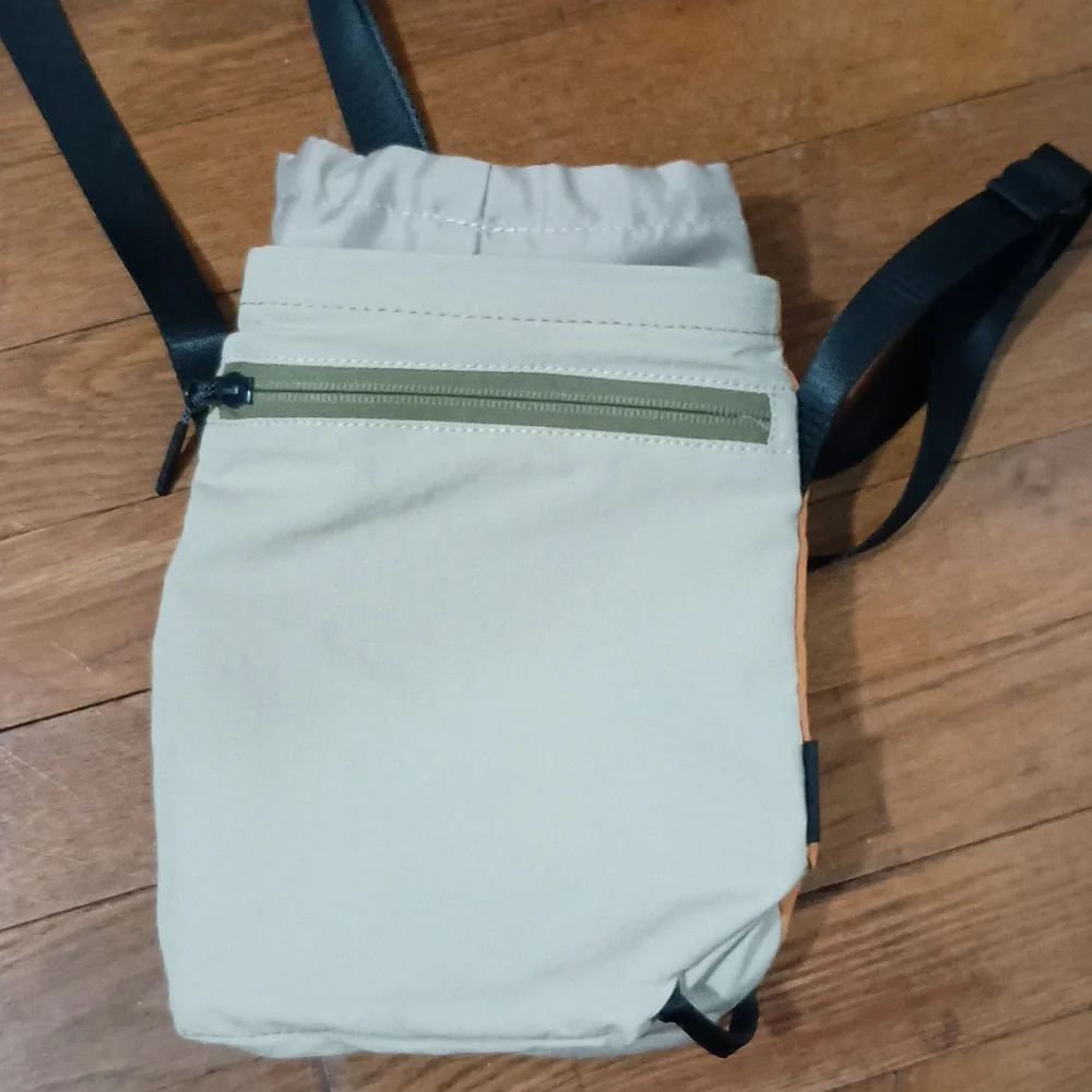 lululemon athletica Orange and Beige Crossbody Bag - Picture 2 of 9